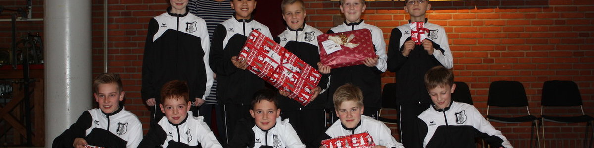 U13 unterstützt die Aktion Weihnachtsgeschenke für alle Kinder